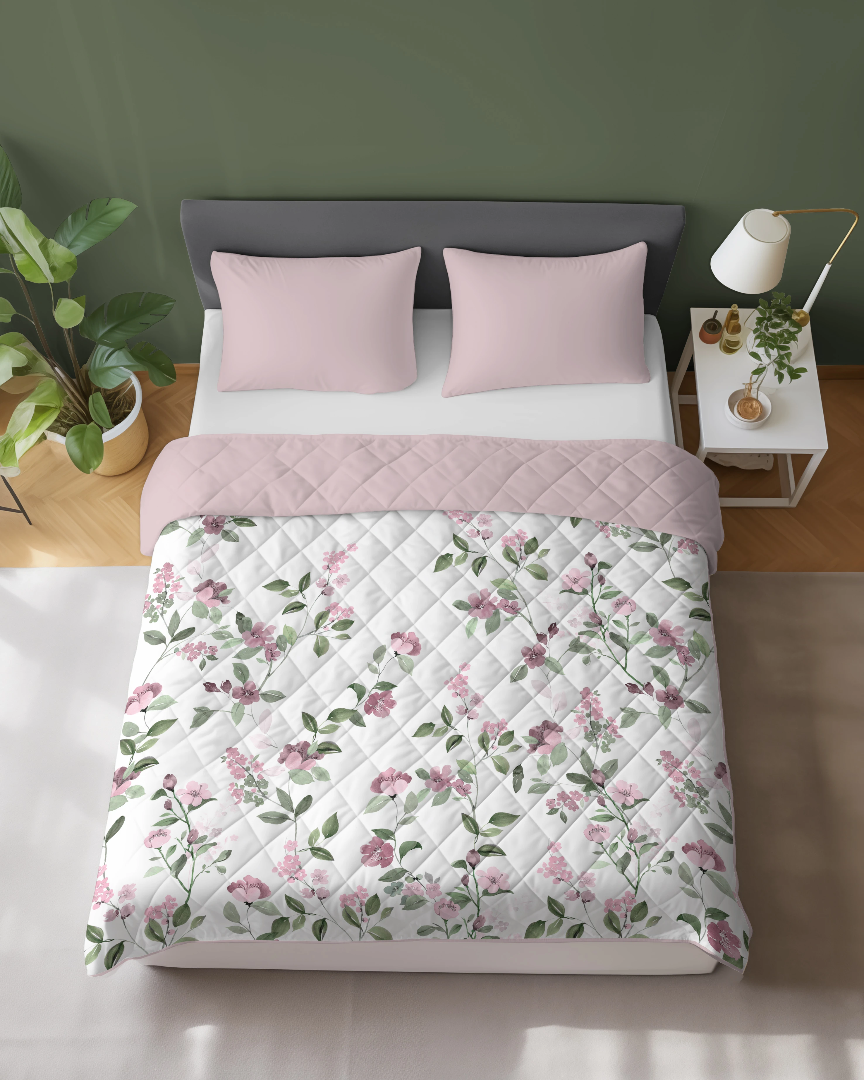 Narzuta Pikowana Dwustronna 220x240 cm. Biała Pudrowa Różowa Kwiaty NR-K117 Narzuta Pikowana Dwustronna 220x240 cm. Biała Pudrowa Różowa Kwiaty NR-K117